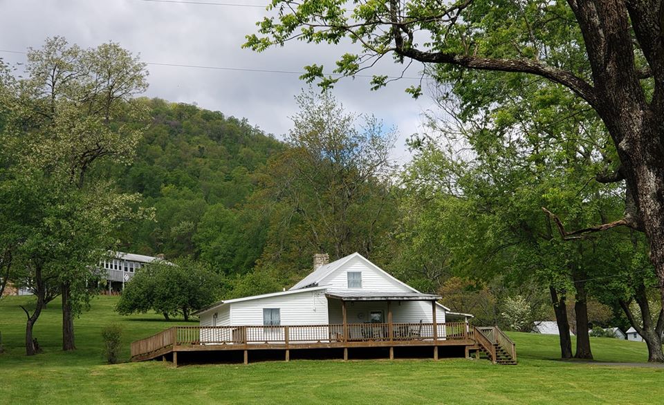 PETES HOUSE Pete's House at Graves Mountain Farm & Lodges