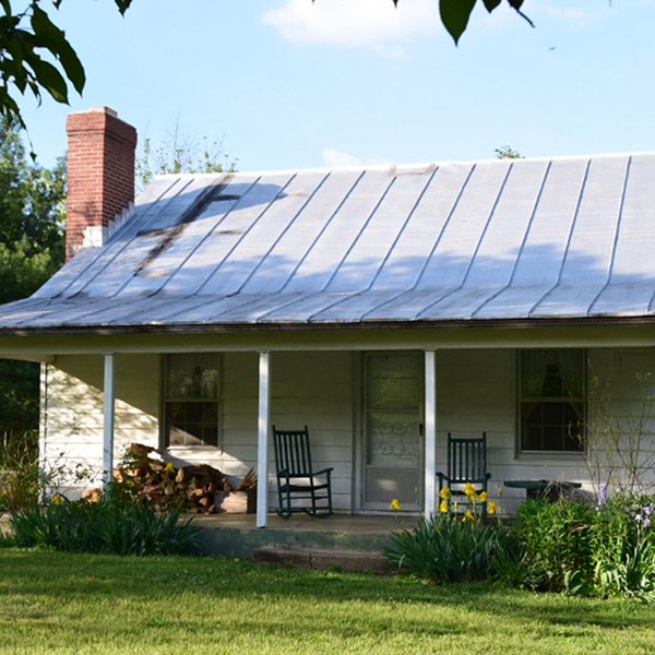 Small to Medium Size cabins at Graves Mountain Farm & Lodges