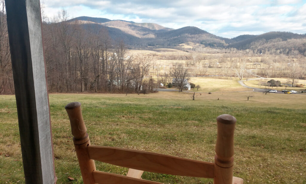 Late autumn at Hotel Lodge Rooms - Blue Ridge View Lodges on Doubletop Mountain