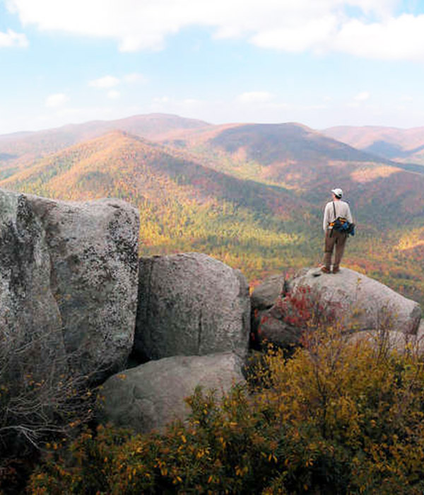 Fall Colors - Hiking Old rag from Graves Mountain Farm & Lodges
