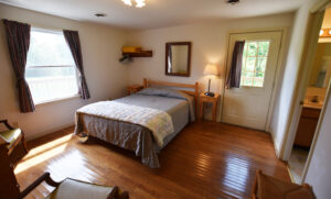 Queen Bedroom 2