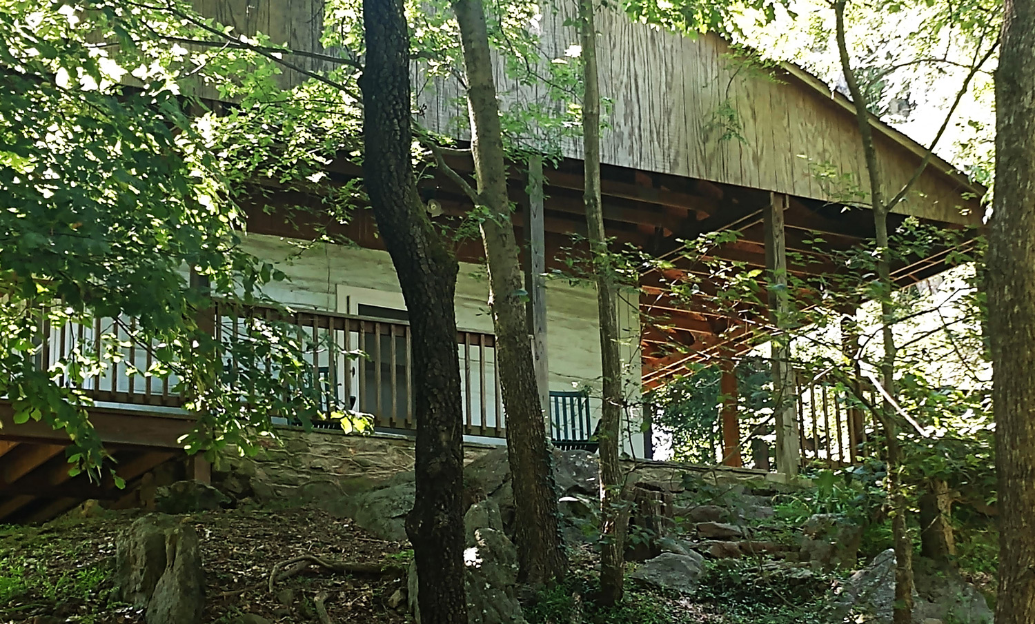 wild_front_ect_1500 Wild Wind Log Cabin on Robinson River